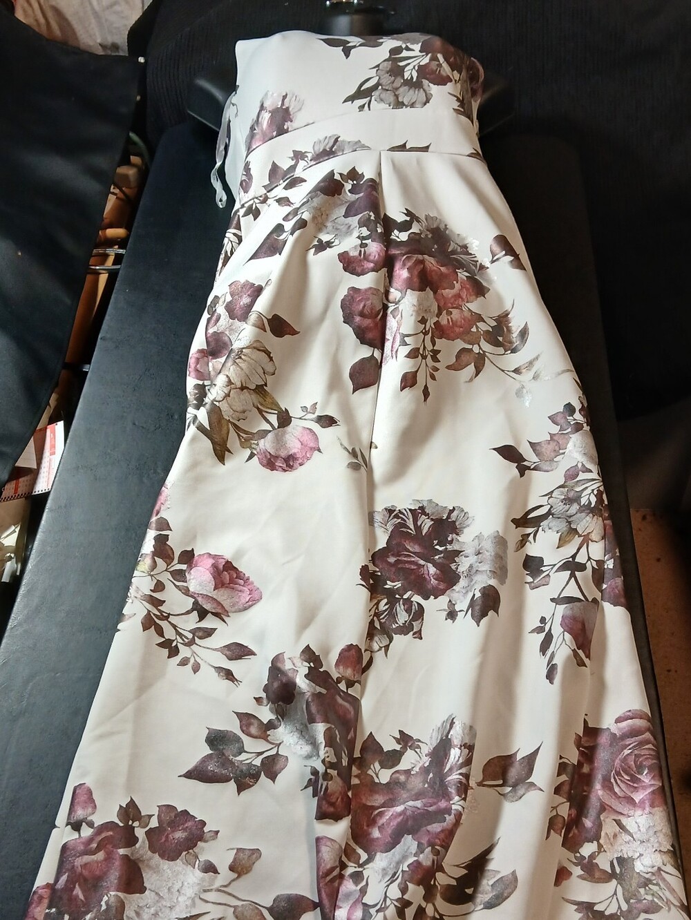 Sweet. Storm White &Flower Women's Sundress Size 8